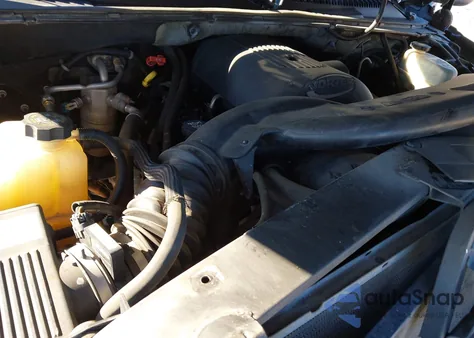 2004 Chevrolet Avalanche 1500 from USA, damaged, VIN 3GNEC12T54G227378